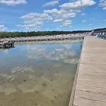 Holiday home Tu I Teraz- Wypoczynkowy Kamienica Krolewska